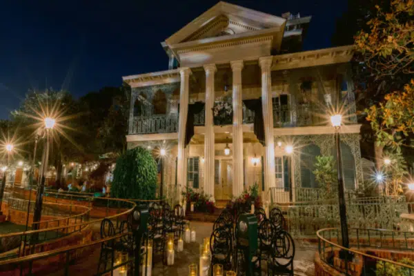 Haunted Mansion Courtyard